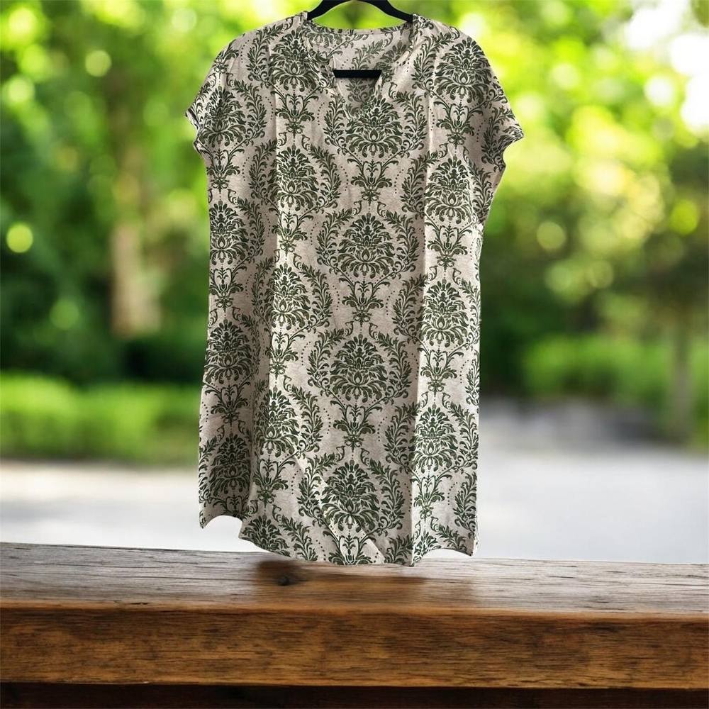 Elegant Green Patterned Women's Top